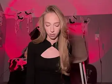Stripchat Live Sex Cam of TraceyHowey