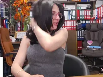 Stripchat Watch Live Sex Cams of classyladyrellax
