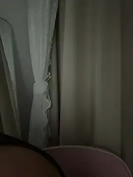 Stripchat Live Porn of Ethan_64724