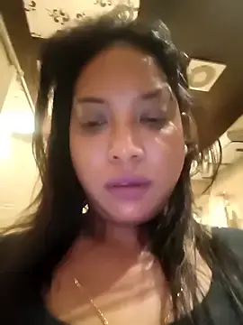 Stripchat Adult Video Chat of hornyzinia123