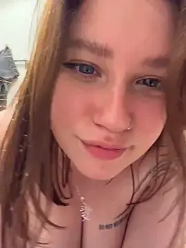 Stripchat Adult Webcam of lucy-joy