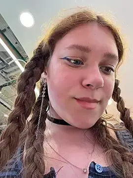 Stripchat Sex Chat of lucy-joy