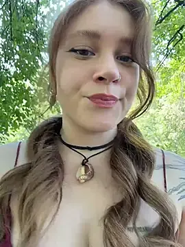 Stripchat Live Sex Cam of lucy-joy