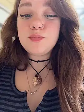 Stripchat Watch Live Sex Cams of lucy-joy