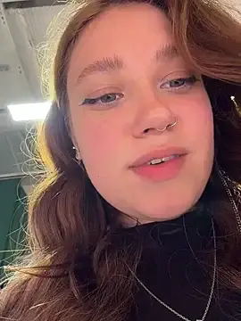 Stripchat Live Sex Cam of lucy-joy