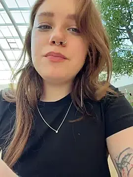 Stripchat Free Porn Cam of lucy-joy
