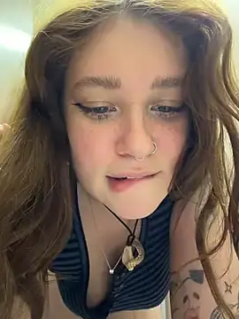 Stripchat Adult Webcams of lucy-joy