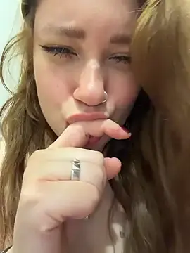 Stripchat Sex Cam of lucy-joy