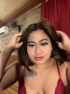 Stripchat Live Sex Cam of vien_pussy69
