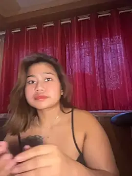 Stripchat Free Porn Cam of vien_pussy69