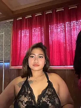 Stripchat Free Live Porn of vien_pussy69