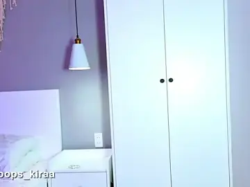 Stripchat Watch Live Sex Cams of Kira_mmr