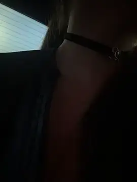 Stripchat Best Webcam of LIZ-06_