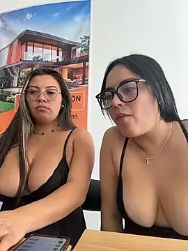 Stripchat Adult Webcam of LIZ-06_