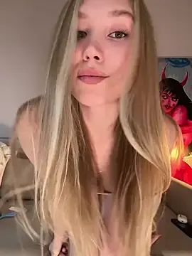 Stripchat Adult Video Chat of MariaTull