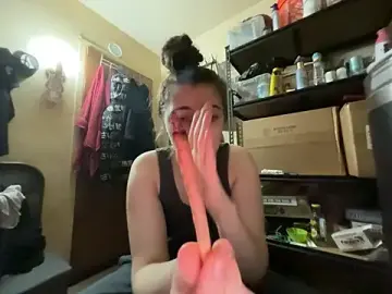 Stripchat Best Webcam of Snowbunnycake_131