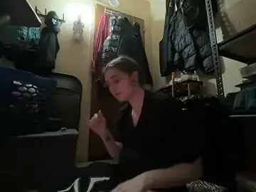 Stripchat Private Sex Chat of Snowbunnycake_131