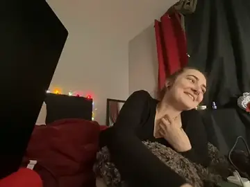 Stripchat Adult Webcams of Snowbunnycake_131