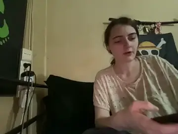 Stripchat Free Porn Cam of Snowbunnycake_131