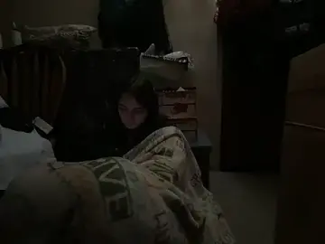 Stripchat Free Live Porn of Snowbunnycake_131