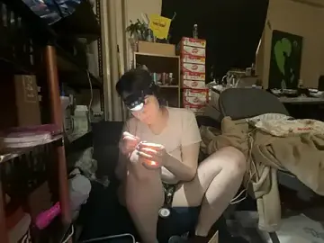 Stripchat Live Porn of Snowbunnycake_131