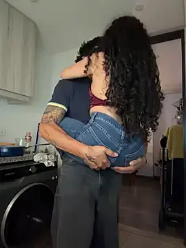 Stripchat Live Sex of Antoniart_