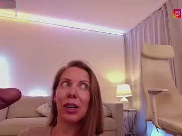 Stripchat Live Sex Cam of Nova-Lee