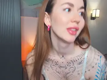 Stripchat Live Sex Cam of CarieHeu