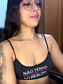 Stripchat Live Porn of SexyAninha18