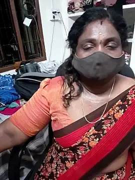 Stripchat Watch Live Sex Cams of Tamil_Kavitha10