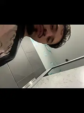 Stripchat Free Porn Cam of mrredcorn