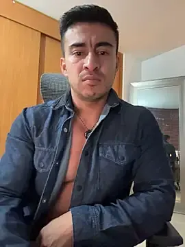 Stripchat Sex Chat of Chris_Clarck