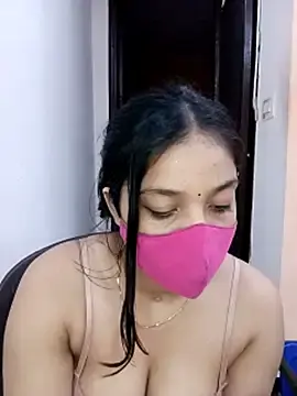Stripchat Nude Webcam of Cute_Rakhi8