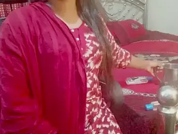 Stripchat Free Porn Cam of Nusrat_Faria