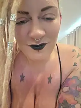 Stripchat Free Live Porn of PinkTheHawk