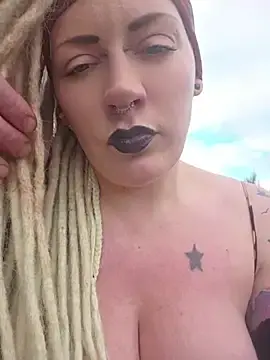 Stripchat Sex Cam of PinkTheHawk