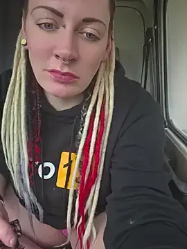 Stripchat Adult Video Chat of PinkTheHawk