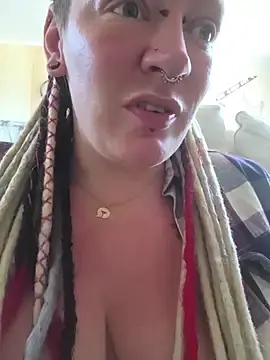Stripchat Watch Live Sex Cams of PinkTheHawk