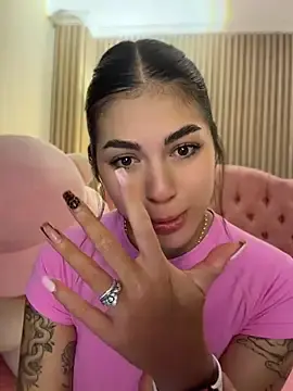 Stripchat Sex Cam of Sarasanders_4