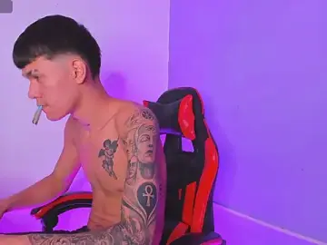 Stripchat Free Porn Cam of WhyNotDestroy