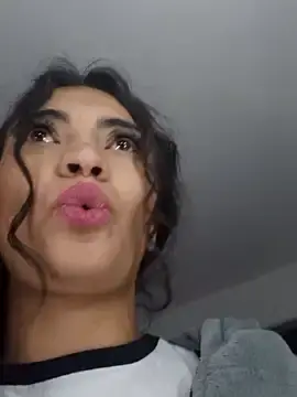 Stripchat Live Sex of perla_stone11