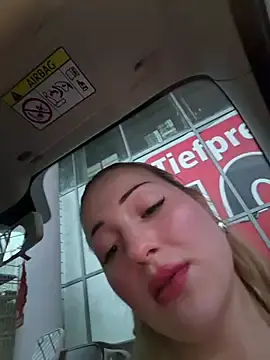 Stripchat Adult Webcam of shymasha
