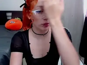 Stripchat Sex Cam of Dayanna_adams