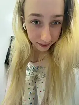 Stripchat Free Live Porn of Lia-see-ya