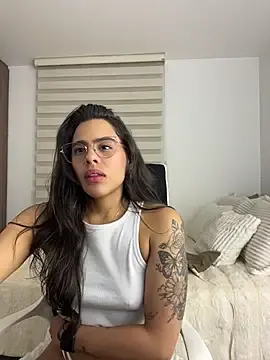 Stripchat Best live sex cam show of alessia-ferrer1