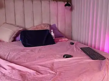 Stripchat Free Porn Cam of emyli_sw_