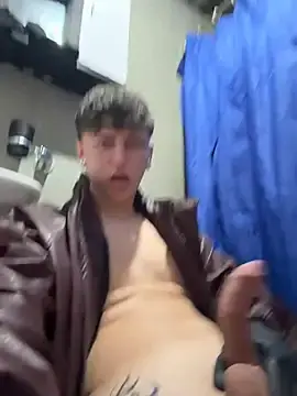Stripchat Live Sex of ARON_LUXX