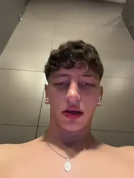 Stripchat Free Porn Cam of ARON_LUXX