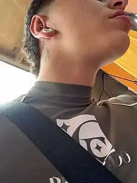 Stripchat Free Live Porn of ARON_LUXX