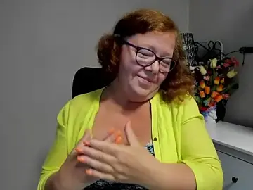 Stripchat Live Sex Cam of Adelewildx
